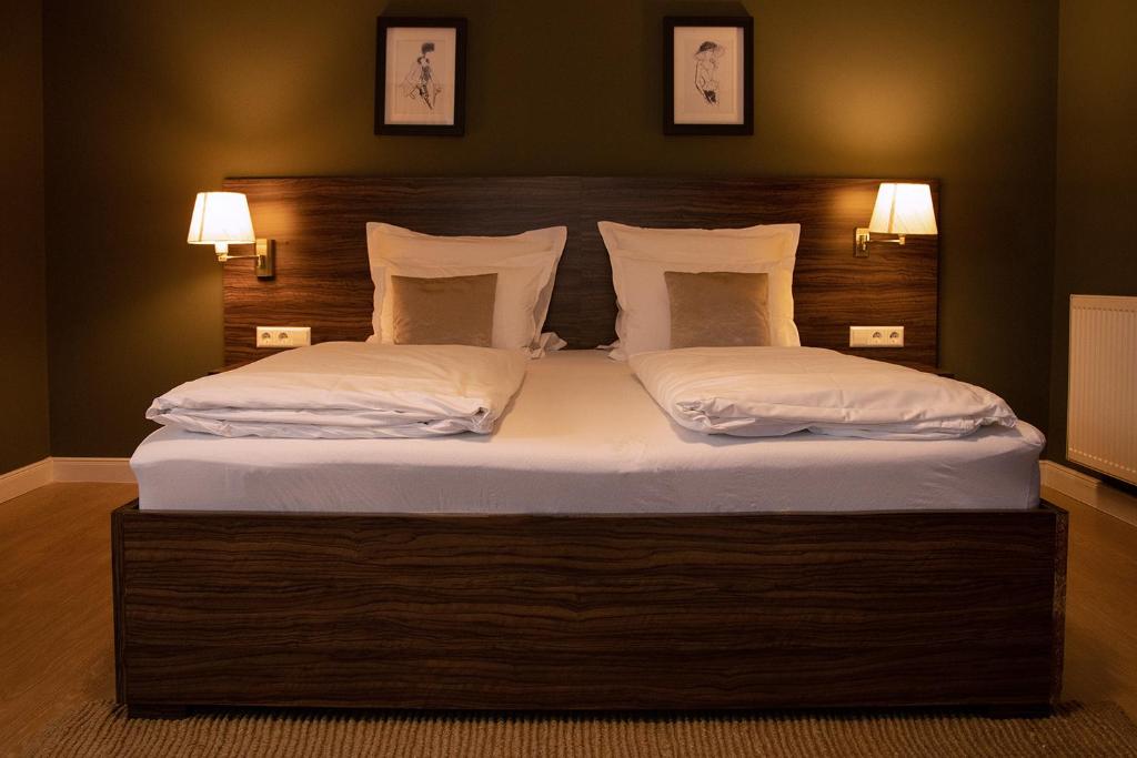 Landhotel Wolfschlugen Nürtinger Str. 2, 72649 Wolfschlugen