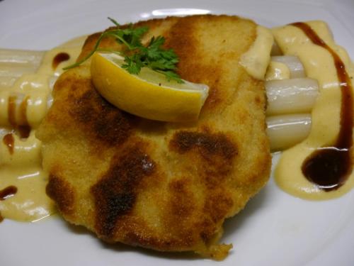 Landhotel Zahn's Weißes Rössle - ruhig schlafen- gut frühstücken - lecker essen