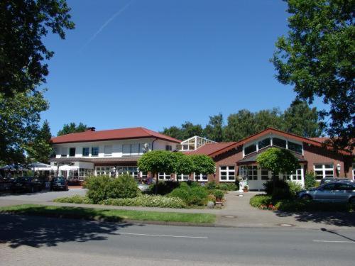 Hôtel Hotel-Landrestaurant Schnittker Schöningerstraße 88, 33129 Delbrück