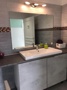 Le 81 HOTEL