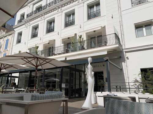 Hôtel Le Canberra Cannes france