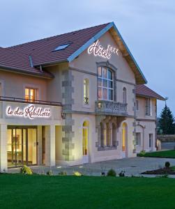 Hôtel Le Clos Rebillotte 5 Avenue Labienus 70300 Luxeuil-les-Bains Franche-Comté