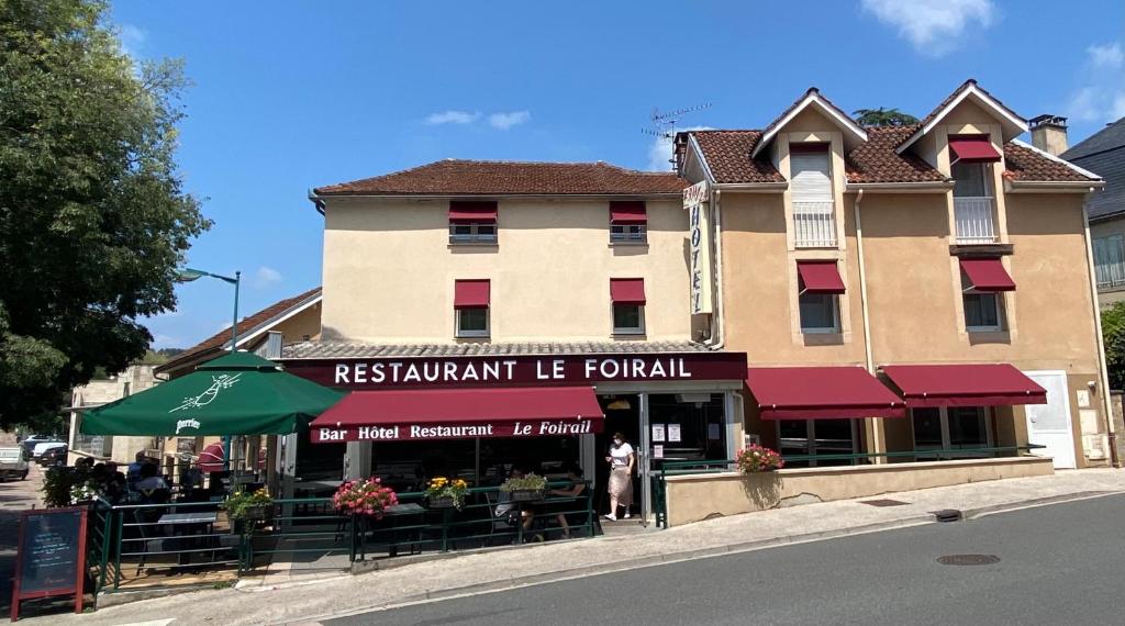 Hôtel HOTEL LE FOIRAIL 1 Avenue Julien Bailly, 46100 Figeac