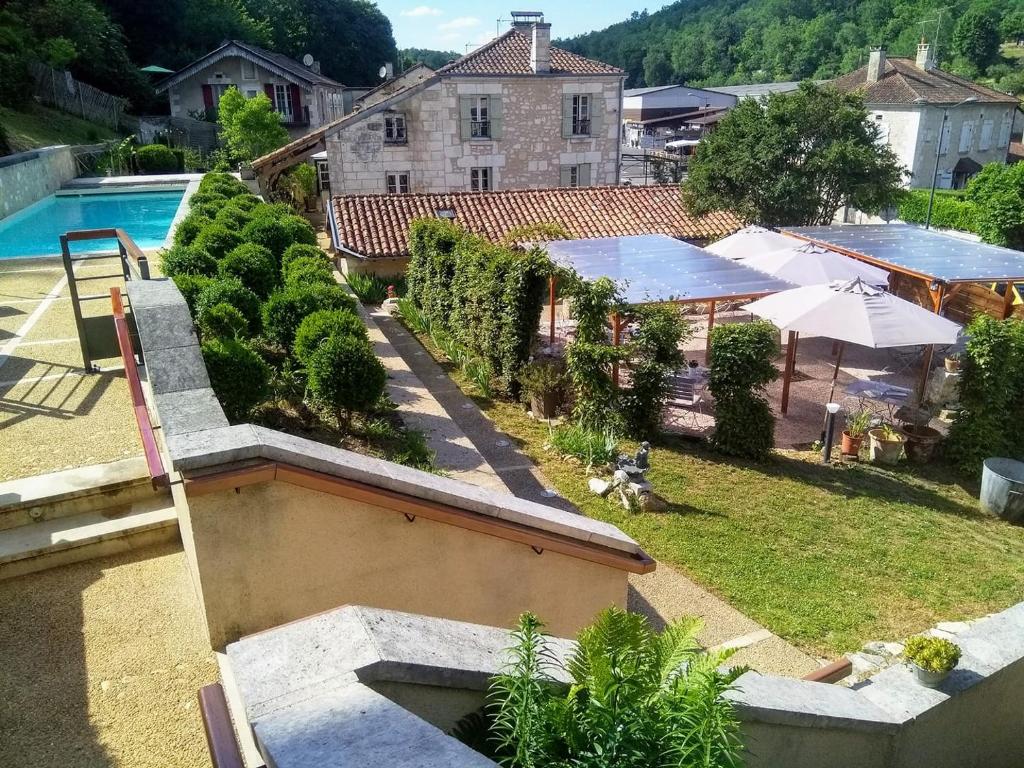 Hôtel Le Jardin des Chouchoux Le Jardin des Chouchoux 37 Rue Pierre de Mareuil 24310 Brantôme