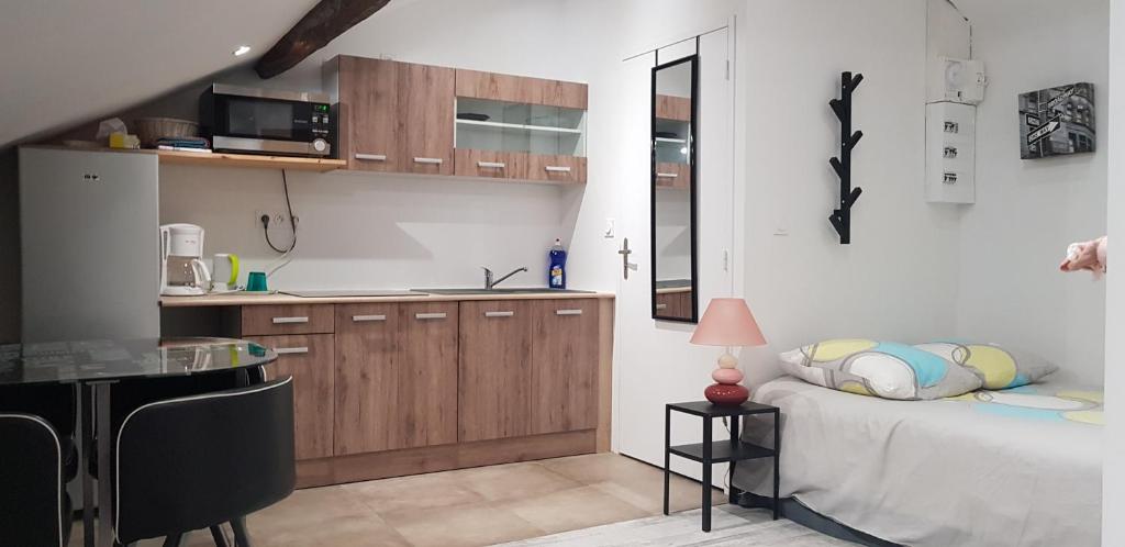 Le Malown 75008 Paris