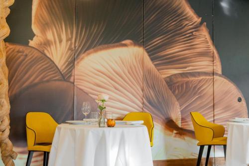 Le Manoir du Lys, The Originals Relais (Relais du Silence)