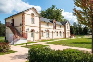 Le Mans Country Club