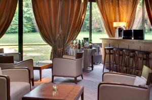 Le Pavillon De Gouffern B&B