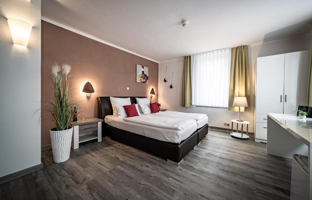 Le petit Palais - Hotel/Pension Schwedderbergstrasse 23, 06485 Bad Suderode