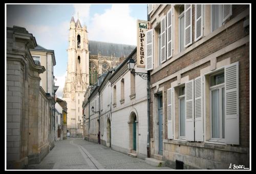 Hôtel Hotel Le Prieuré et La Résidence 17 Rue Porion Amiens