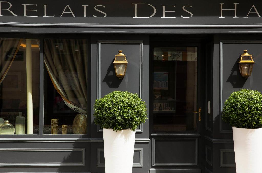 Hôtel Hôtel Le Relais des Halles 26 rue Pierre Lescot, 75001 Paris