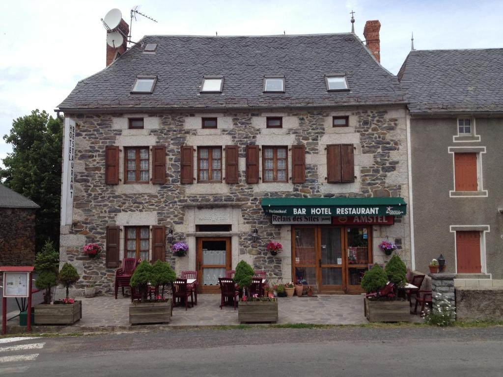 Hôtel Le Relais des Sites Le Bourg 15320 Faverolles