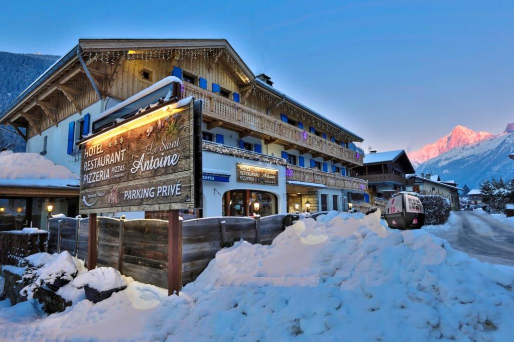 Le Saint Antoine 7 Route Napoléon, 74310 Les Houches