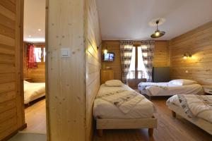 Hôtel Le Schuss 353 Route de Pré la Joux 74390 Châtel Rhône-Alpes