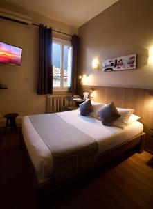 Hôtel Le Strasbourg Hotel 39 BOULEVARD DE STRASBOURG 34000 Montpellier Languedoc-Roussillon