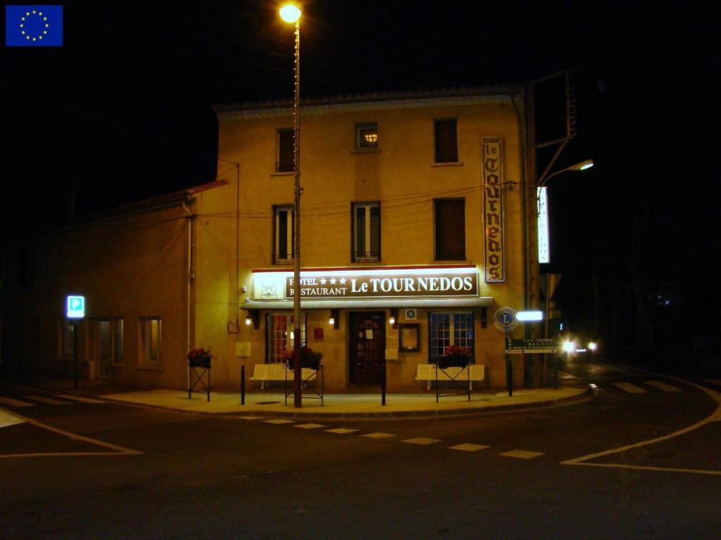 Hôtel Le Tournedos Rond Point de Lattre de Tassigny 11200 Lézignan-Corbières