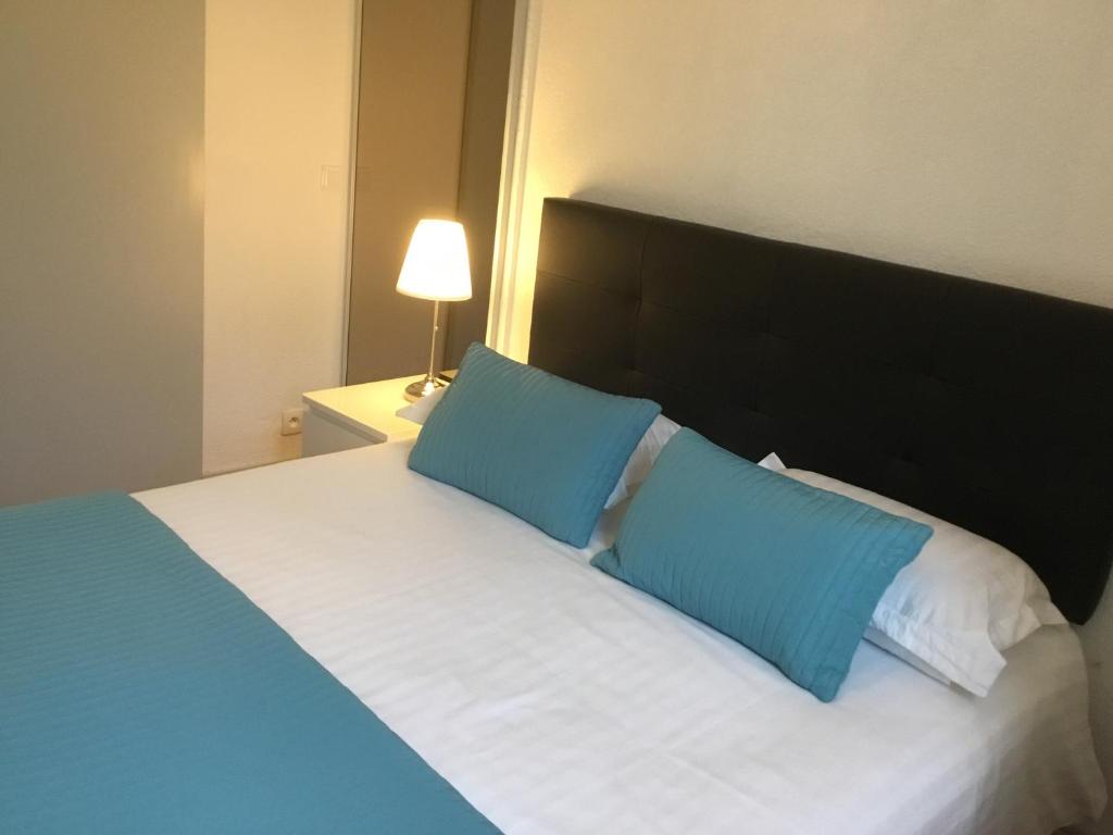Leonardo Royal Hotel Cologne Bonn Airport 51147 Cologne