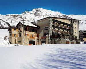 Hôtel Les Agneaux RD 1091 Chemin Francois Eymard 05480 Villar-dʼArêne Provence-Alpes-Côte d\'Azur