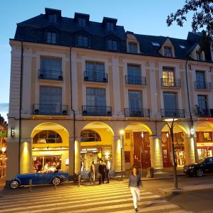 Hôtel LES ARCADES Port de plaisance 1 & 3 arcades de la Bourse 76200 Dieppe Normandie