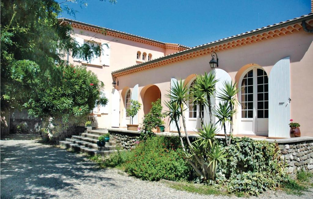 Les Bruyeres