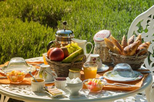 Les Carmes and spa