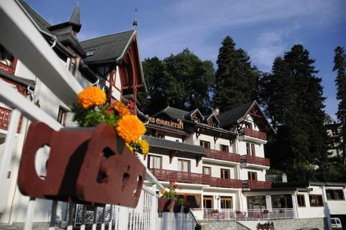 Hôtel Hotel Les Chalets 17 Av. Greyfié de Bellecombe, BP 17 Brides-les-Bains