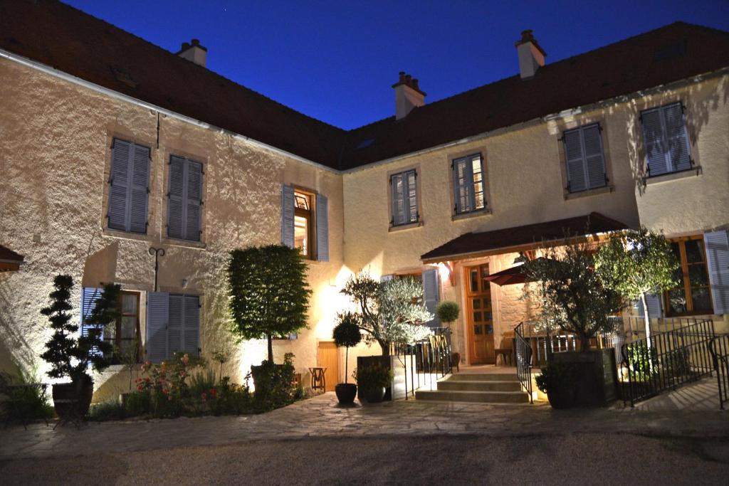 Hôtel Les Deux Chèvres 23 Rue de L'Eglise 21220 Gevrey-Chambertin