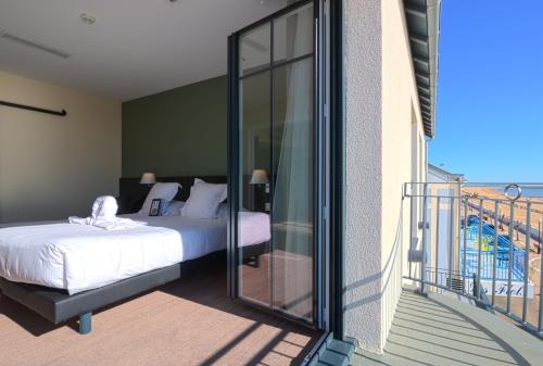 Les Flots - Hôtel et Restaurant face à l'océan - Châtelaillon-Plage