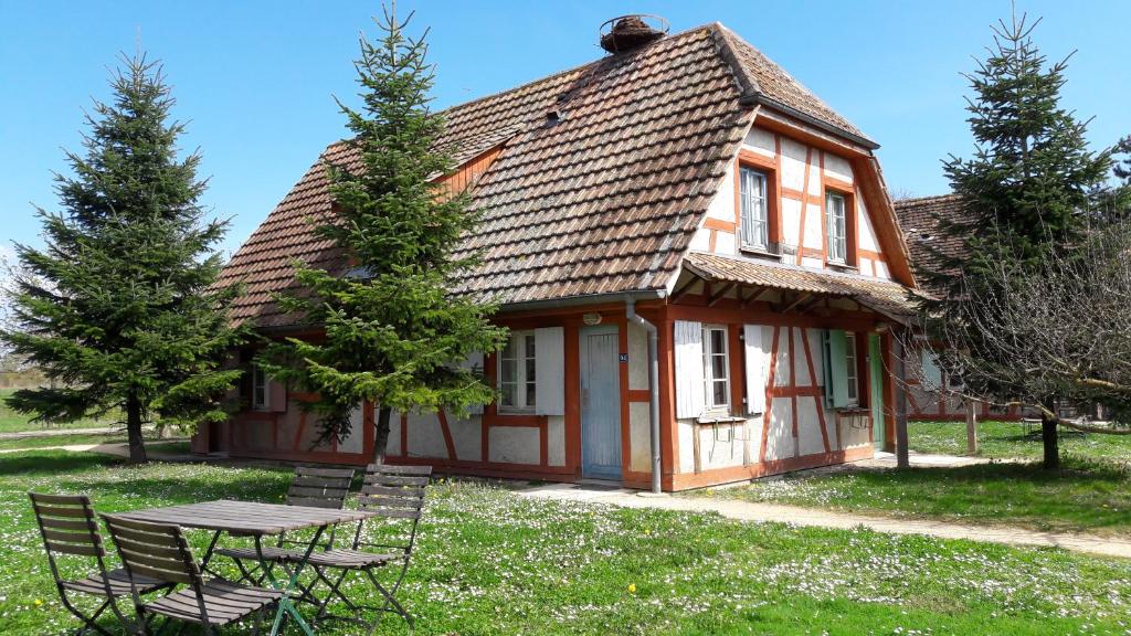 Les Loges de l'Ecomusée D'Alsace Chemin Du Grosswald, 68190 Ungersheim