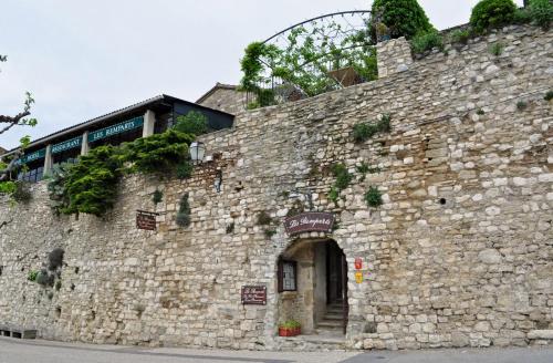 Les Remparts - Venasque