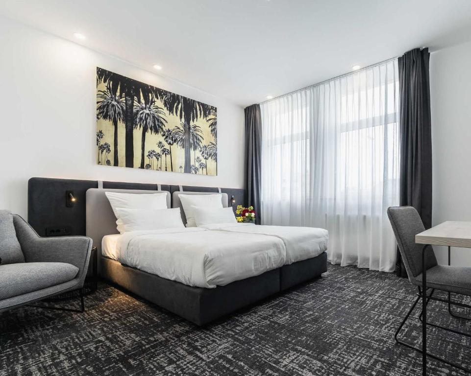 Libarty Hotels Cannonstr. 4, 71384 Weinstadt