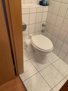 Hôtel Linde Restaurant & Hotel 1 Achauerstraße 78647 Trossingen Bade-Wurtemberg