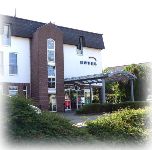 Hôtel Hotel Lindenberger Hof Karl-Marx-Straße 4 Ahrensfelde