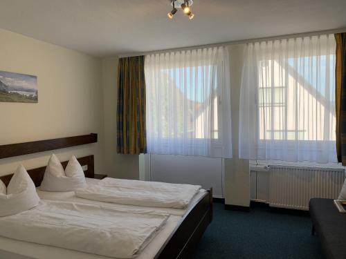 Hôtel Hotel Lindenhof Martin-Luther-Straße 3 Mosbach