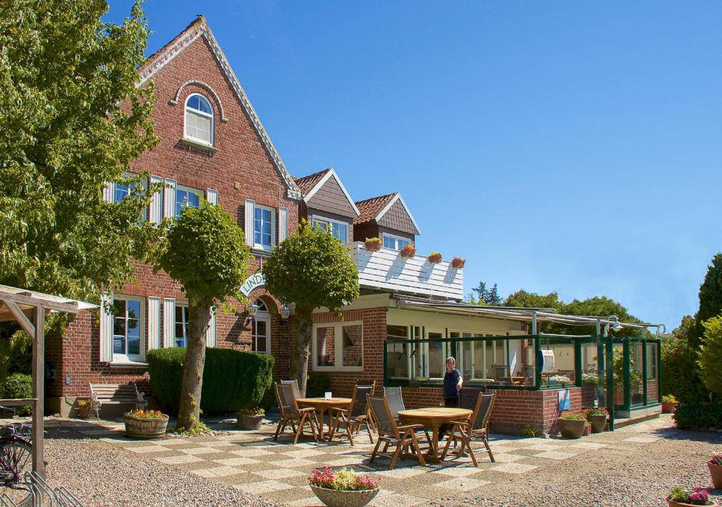 Hôtel Lindenhof Hotel Garni Gollendorfer Weg 3 23769 Sulsdorf auf Fehmarn