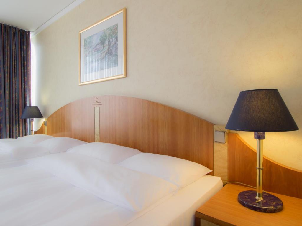 Lindner Congress Hotel Cottbus Berliner Platz / Karl-Marx-Strasse 68, 03046 Cottbus