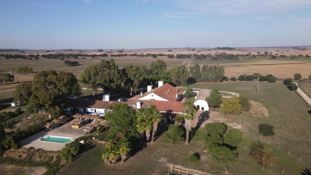 Lodge Monte Do Sobral EN 257 ALCACOVAS - VIANA DO ALENTEJO, 7090-023 Alcáçovas