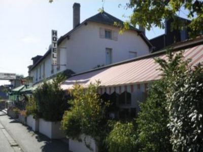 Hôtel Logis Auberge des Vieux Chenes 31 avenue Honoré de Balzac 19360 Malemort-sur-Corrèze