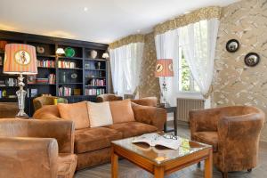 Logis Domaine De Valaudran