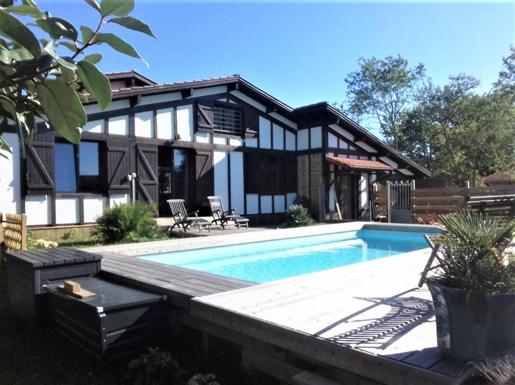 Logis Hermitage 22700 Perros-Guirec