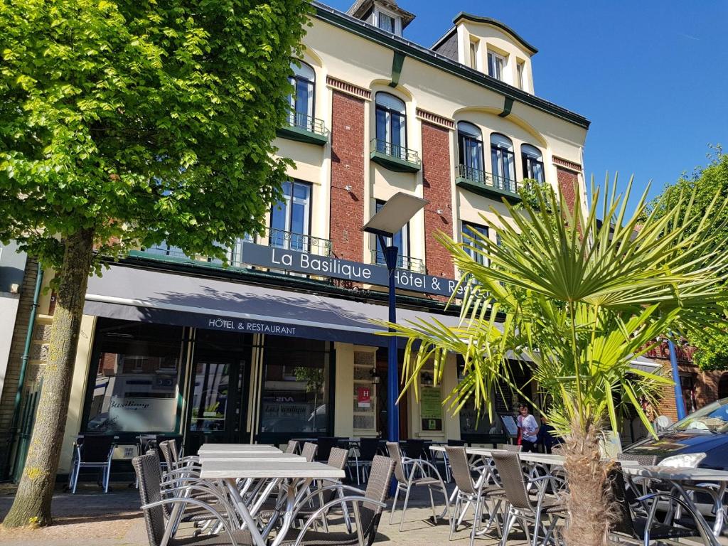 Hôtel Logis Hotel De La Basilique 3-5, Rue Gambetta. 80300 Albert