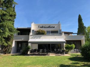 Logis Hôtel l'Abricotine