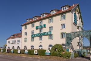 Hôtel LOGIS Hotel l'Escargotière Dijon Sud - Chenove 120 Avenue Roland Carraz 21300 Chenôve Bourgogne