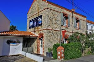 Hôtel Logis Hôtel La Chaize 23 Avenue de la Victoire 85330 Noirmoutier-en-l\'Île Pays de la Loire