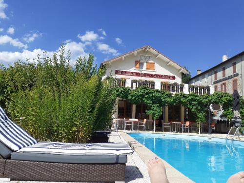 Logis Hôtel Le 1050
