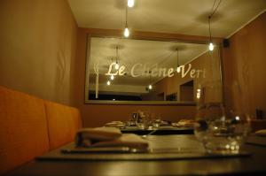 Logis Hotel Le Chêne Vert