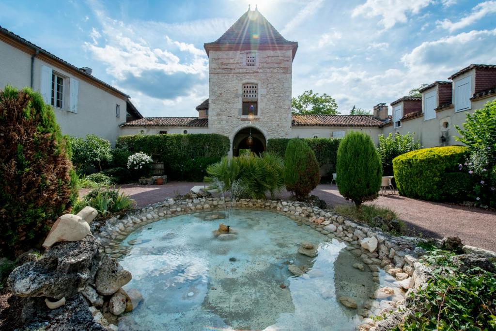 Hôtel Logis Hotel Le Prince Noir 6, Rue de Menjoulan 47310 Sérignac-sur-Garonne