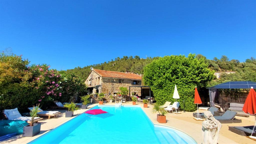 Logis Hôtel - Le Relais du Parisis 77270 Villeparisis