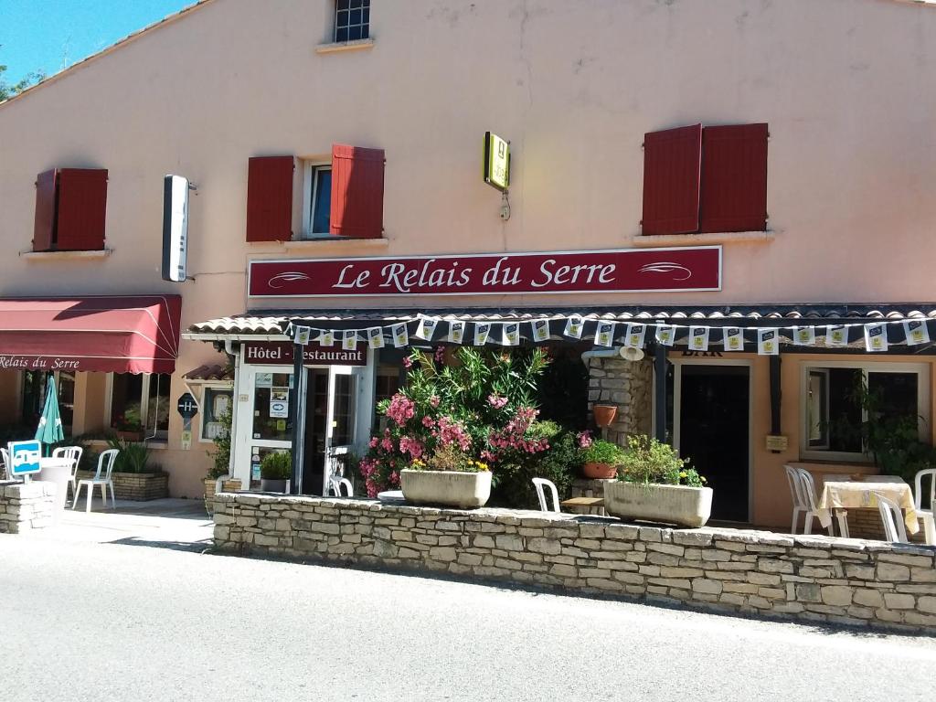 Logis Hotel Le Relais du Serre Route de Nyons, 26220 Dieulefit