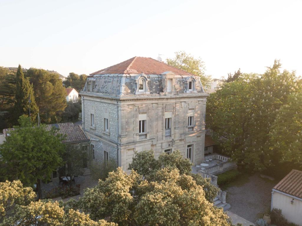 Hôtel Logis Hôtel Résidence Les Cèdres 39, Avenue Pasteur 30400 Villeneuve-lès-Avignon